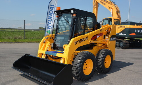 Аренда мини-погрузчика Hyundai HSL 850-7